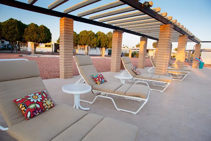 Glendale Cascade Mobile Home Community Picture 6