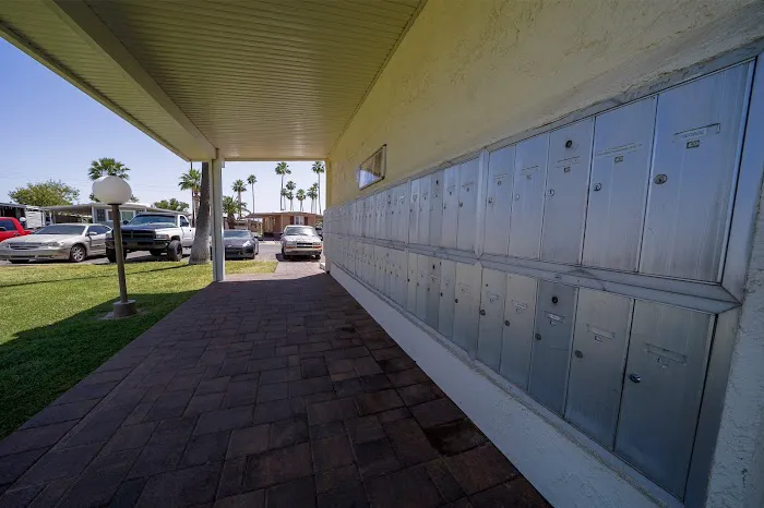 Villa Vaquero Manufactured Home Park Picture 4