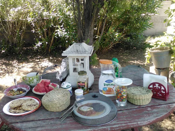 Paradise Grove Trailer Park Picture 3