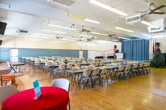 Holiday Village Manufactured Home Community Picture 5