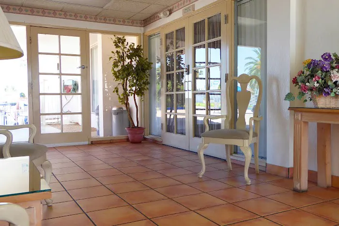 Holiday Village Manufactured Home Community Picture 7