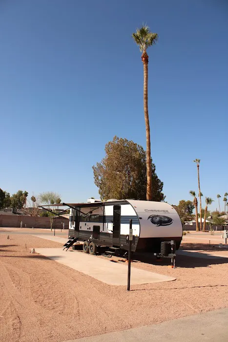 Mesa Gardens RV Park Picture 9