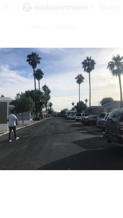 Apache West Mobile Home & RV Park Picture 9