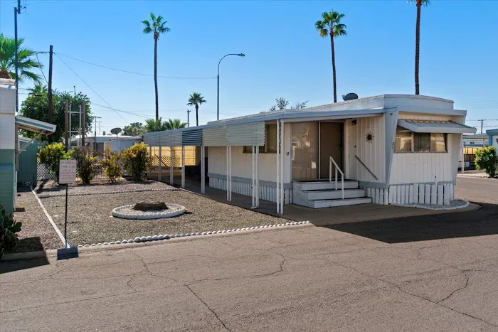 Alma Gardens Picture 3