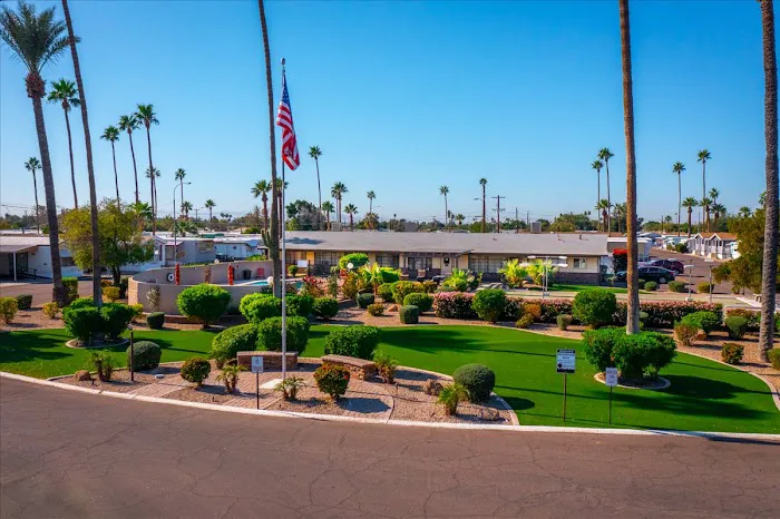 Alma Gardens Picture 4