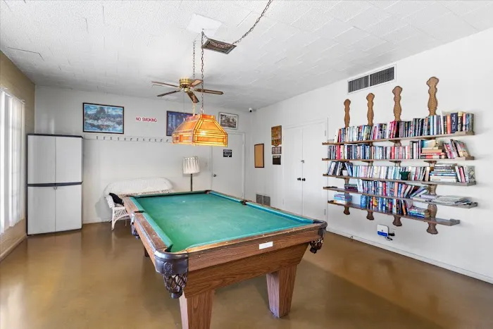 Alma Gardens Picture 8