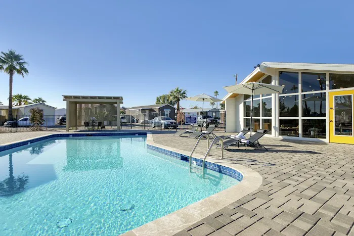 Paradise Valley Picture 2