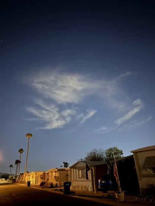 El Camino Mobile Home Park Picture 4