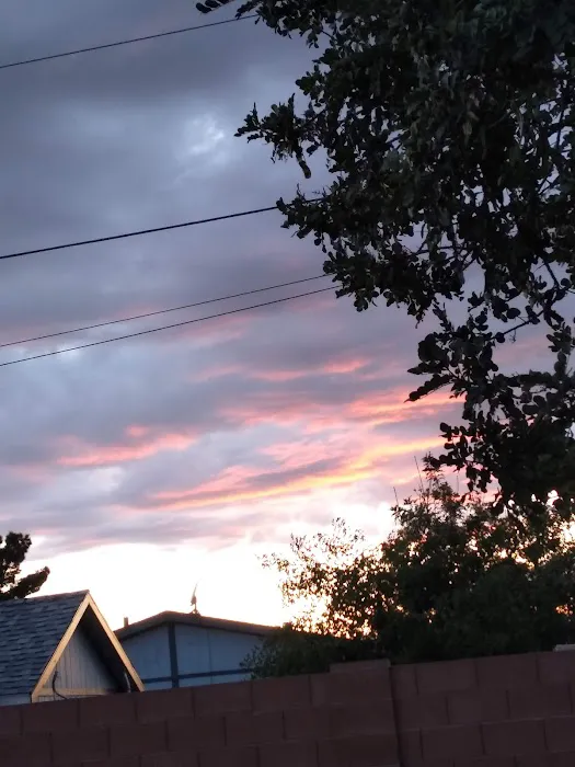 Paradise North Mobile Home Park Picture 8