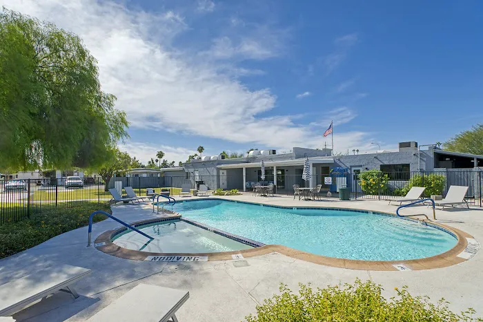 Alma Meadows Picture 3