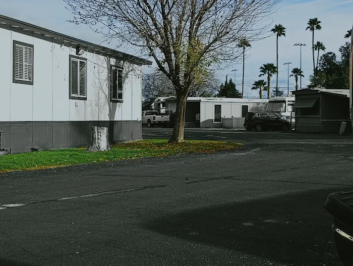 Triple T Mobile Home Park Picture 8