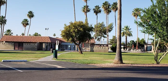 San Estrella Mobile Home Community Picture 7