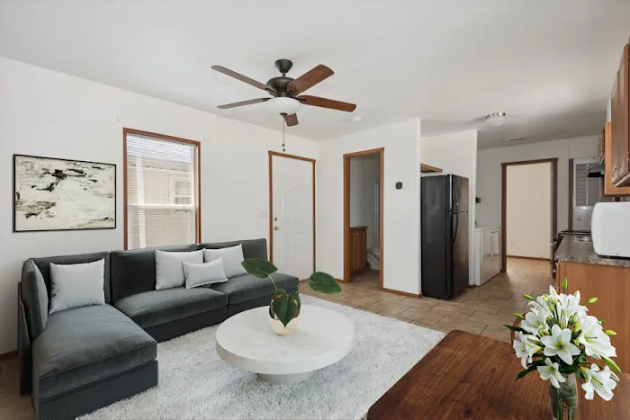 Fiesta Village Mobile Home Park Picture 5