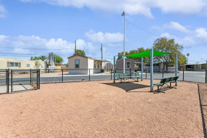 Fiesta Village Mobile Home Park Picture 10