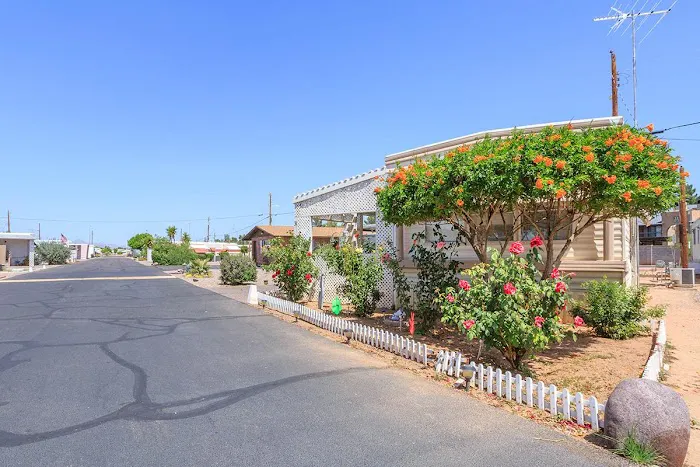 Heritage Circle Mobile Home and RV Park Picture 1