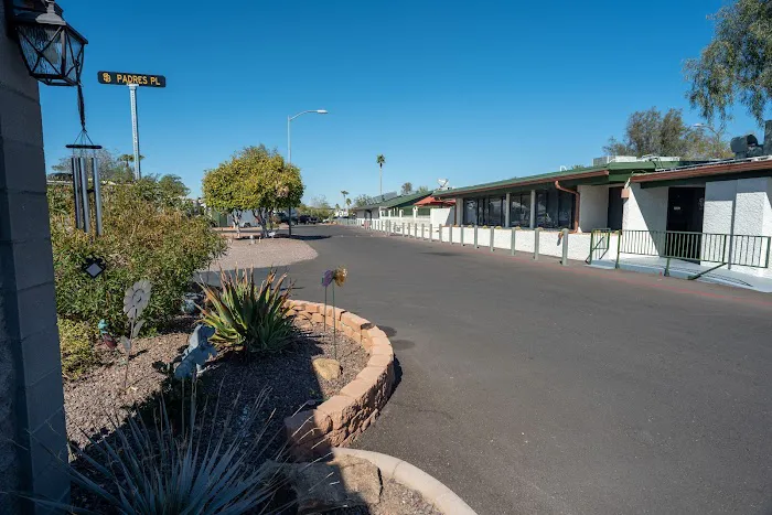 Desert's Edge RV Park Picture 1