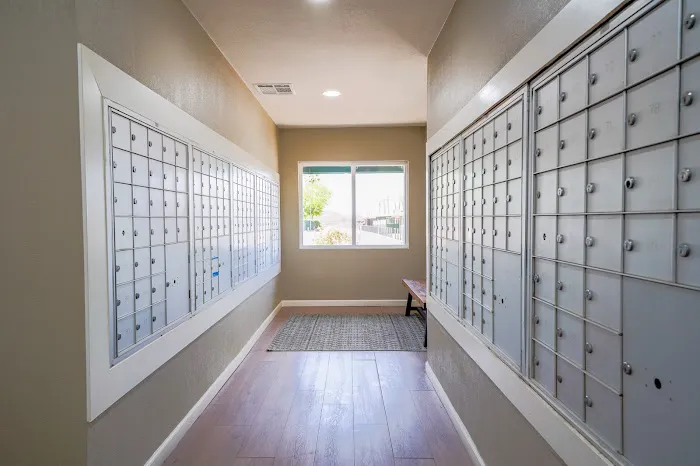 Desert's Edge RV Park Picture 9