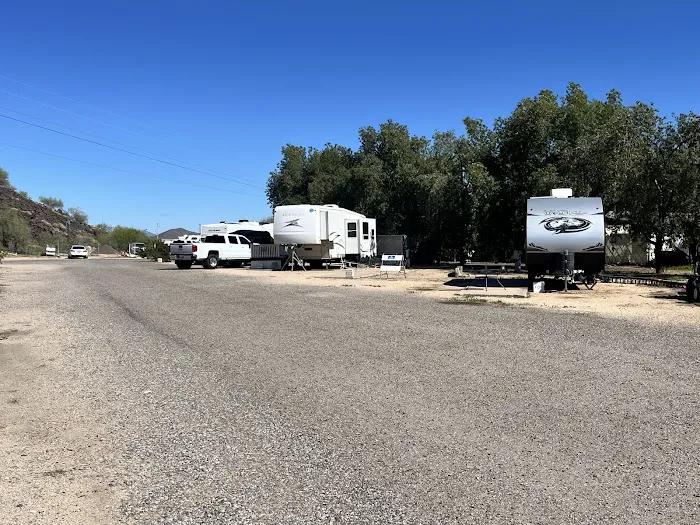 Magnolia RV Park Picture 9