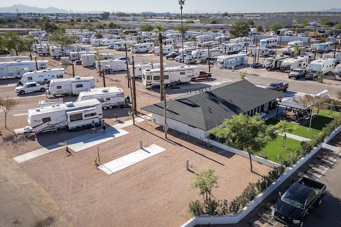 Sundial RV Park Picture 2