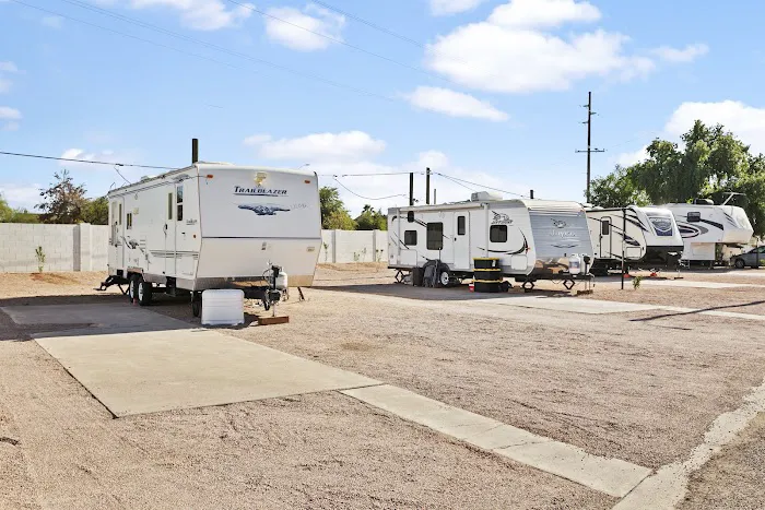 Sundial RV Park Picture 6