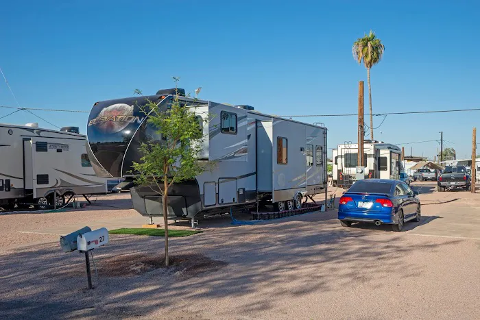 Sundial RV Park Picture 9