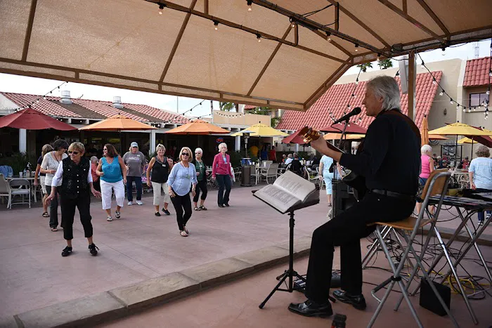 Val Vista Villages RV Park & Resort Picture 7