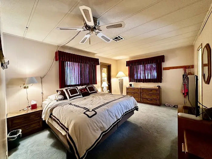 Windsor Mobile Home Park 55+ Picture 1