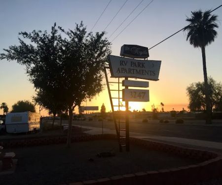 Krystle RV Park & Apartments