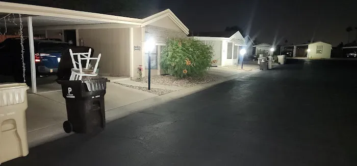 Peoria Polynesian Village Picture 2