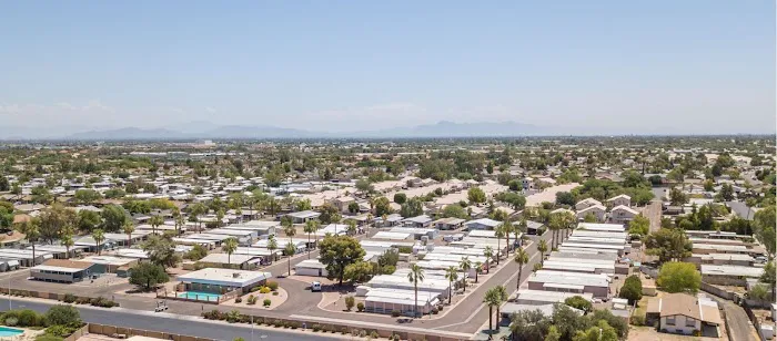 Evergreen Villa Picture 3