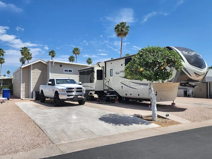 Mesa Regal RV Park & Resort Picture 8