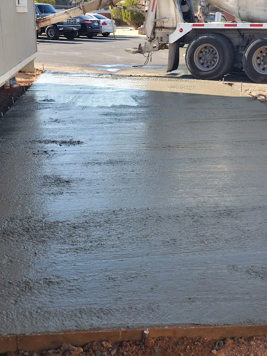 Royal Palms Village Picture 7