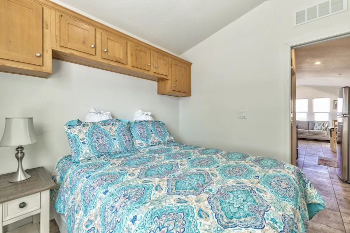 Desert Vista RV Resort (55+) Picture 2