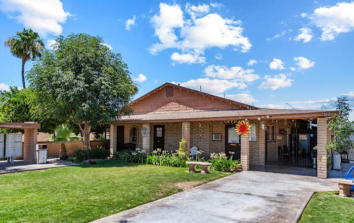 Country Villa Picture 3