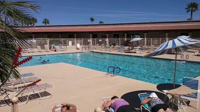 Carriage Manor Resort Picture 1