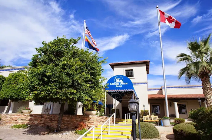 Carriage Manor Resort Picture 3