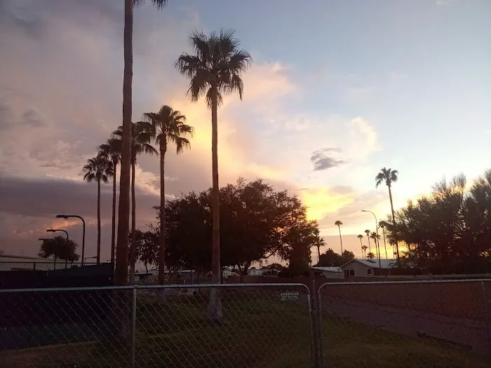 Carriage Manor Resort Picture 6