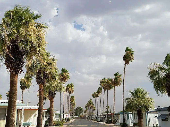 Twin Knolls Mobile Home Villa Picture 1