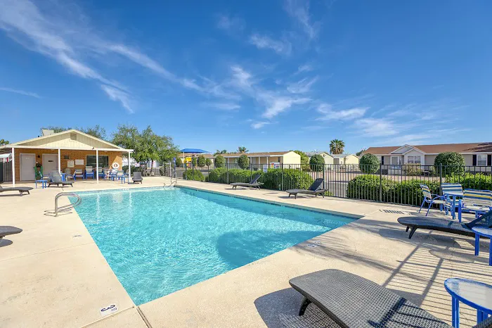 Pueblo Mesa Picture 2