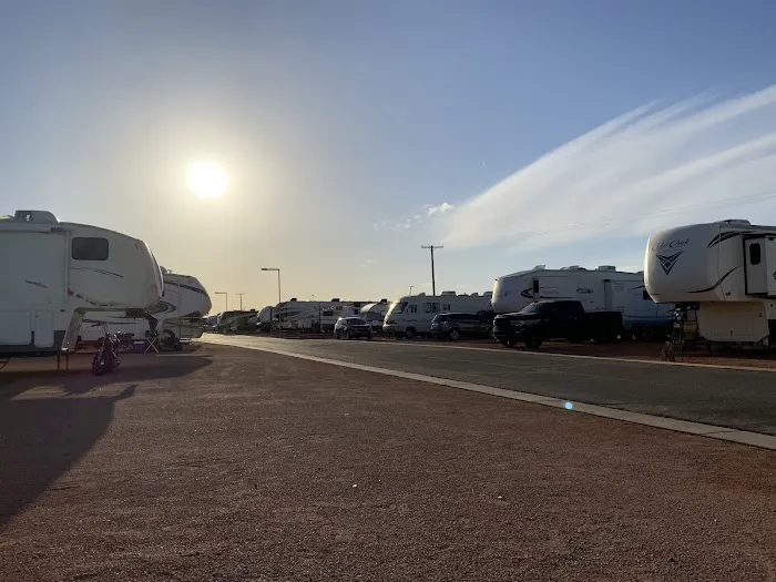 Cotton Lane RV Park Picture 6