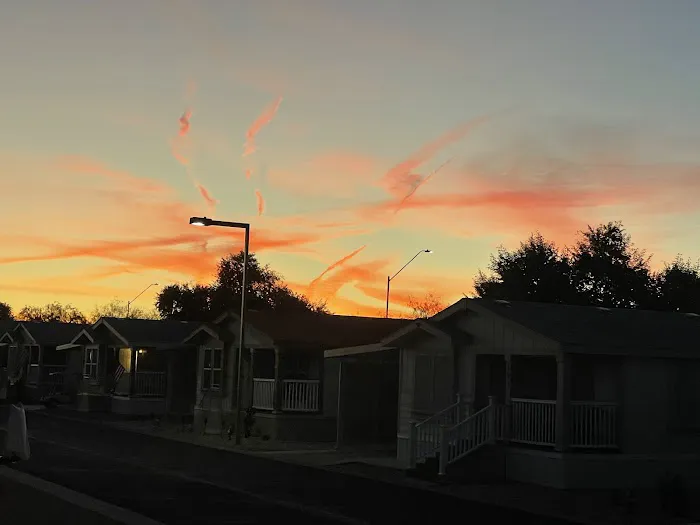 Cotton Lane RV Park Picture 3