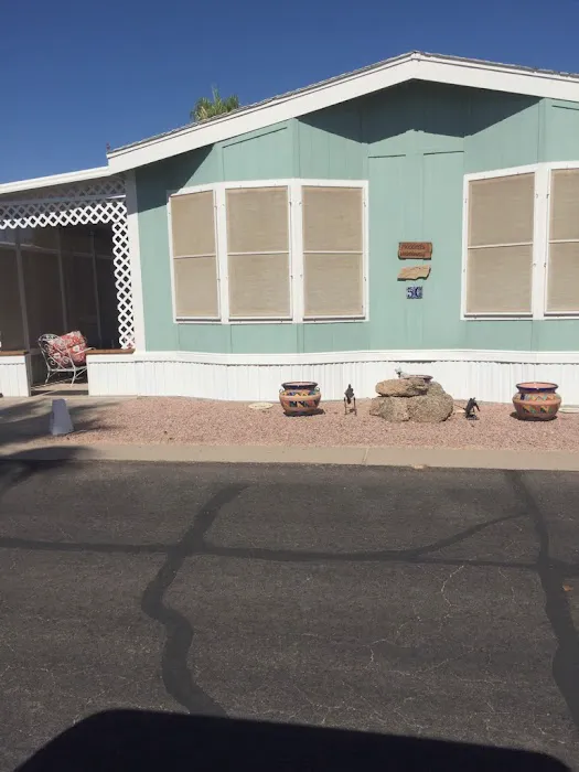 Sunny Crest Mobile Home Park Picture 3