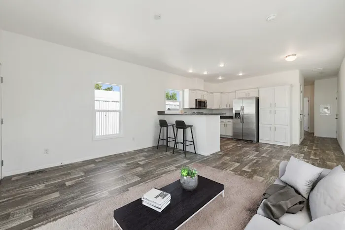 Desert Valley Oasis Mobile Home Park Picture 9