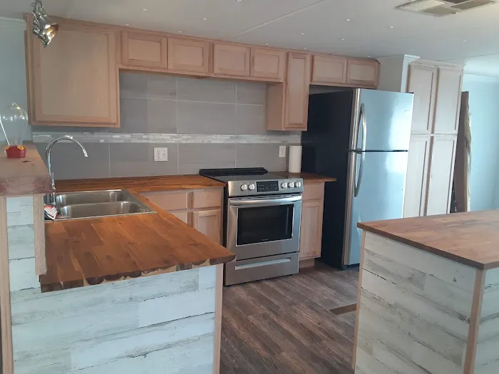 Western Acres Mobile Home Park Picture 4