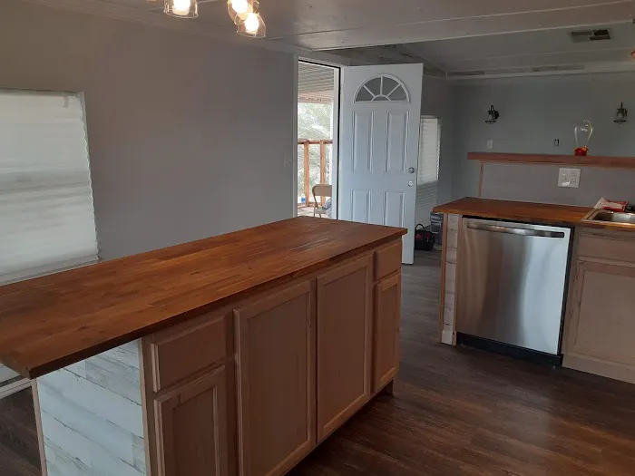 Western Acres Mobile Home Park Picture 7