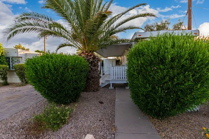 Arizona Cowboy RV Park Picture 7