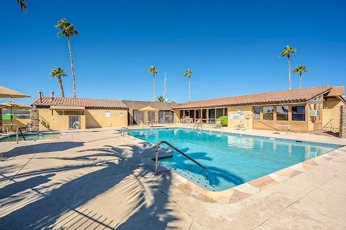 Pacific Manor Picture 1