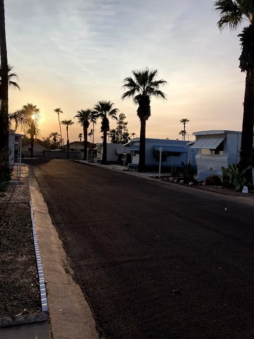 Valley Palms Mobile Home Park Picture 5