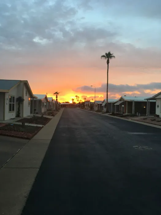 Pueblo Manor Picture 10