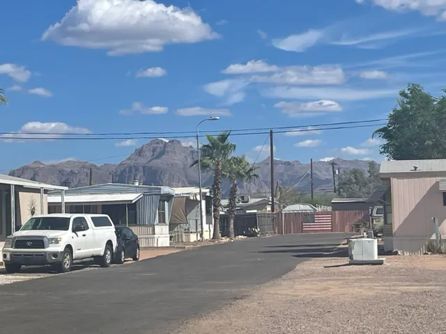 Sundance Village RV Resort Picture 9